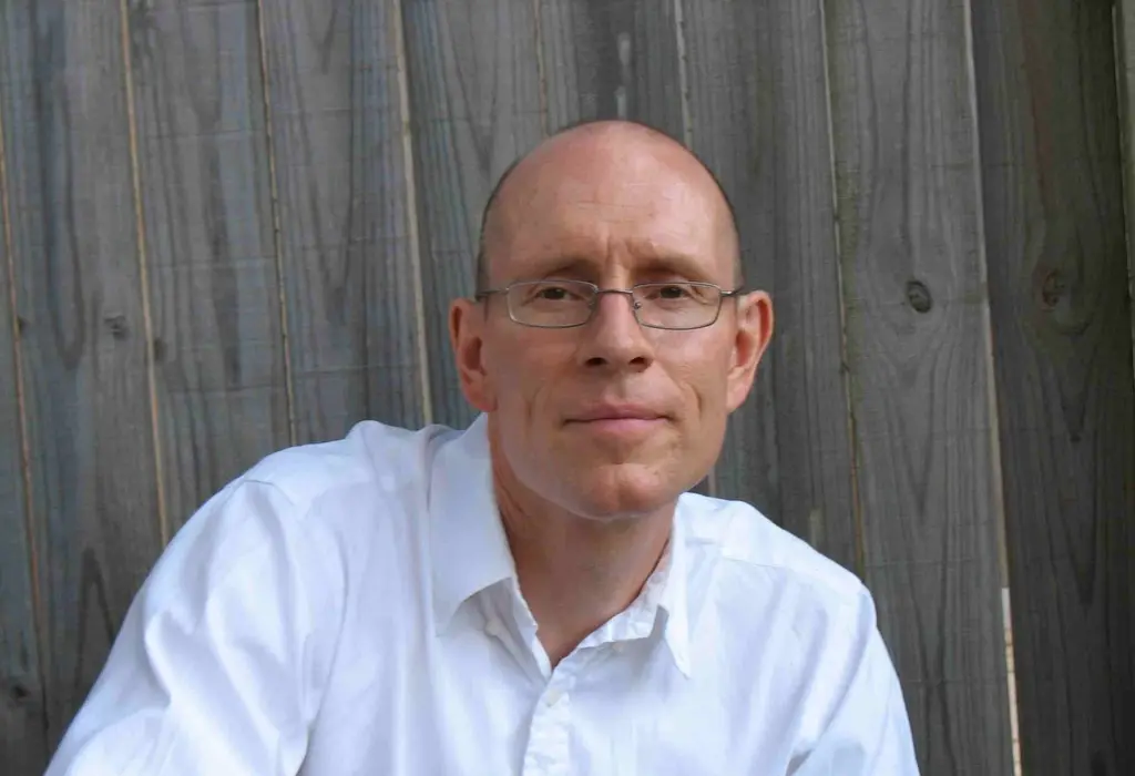 Tom Gilling